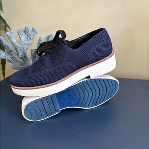 Zara woman’s knit lace up platform sneakers size8